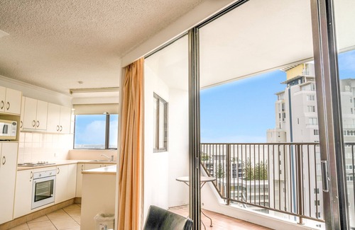 Burleigh Heads Apartment | Horizons Holiday Apartments