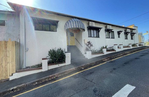 Petrie Terrace Hostel | Hostel ∙ 8 guests
