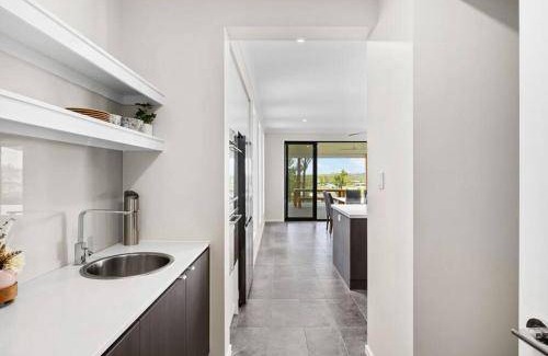 Jimboomba House | House ∙ 4 bedrooms ∙ 8 guests