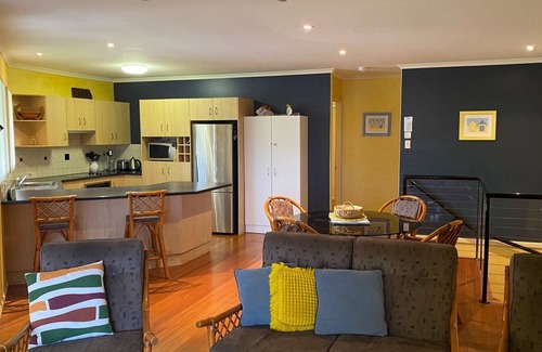 Rainbow Beach House | Indigo Place 1 - Rainbow Beach. Just Metres From The Pristine Surf Beach!. Aircon