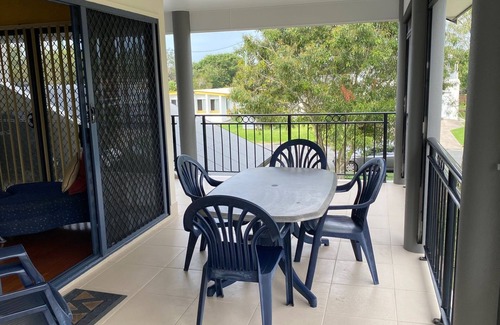 Rainbow Beach House | Indigo Place 1 - Rainbow Beach. Just Metres From The Pristine Surf Beach!. Aircon