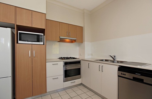 Toowong Apartment | Inn on the Park Apartments