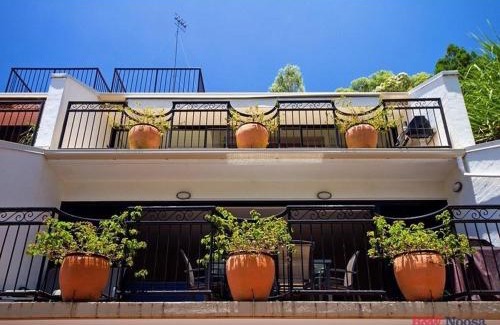 Noosa Heads House | Inviting Balcony, Tranquility by the Beach