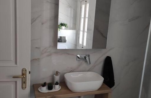 Ioannina Apartment | Ioannina Cozy Hill House