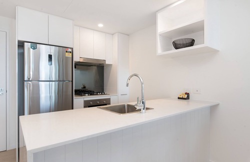 South Brisbane Apartment | Ivy and Eve Apartments by CLLIX