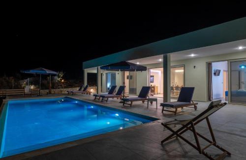 Spartochori Villa | Kristi by Vintage Travel