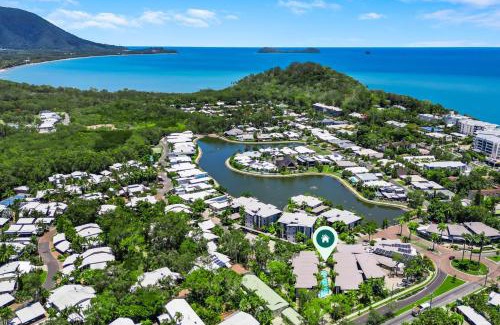Trinity Beach Apartment | Lagoon Lookout Poolside Studio near Trinity Beach