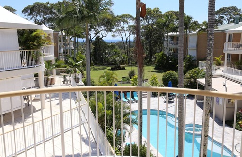 Noosa Heads Apartment | Large 3-Bedroom self-contained apartment, Free Wifi, heated pool