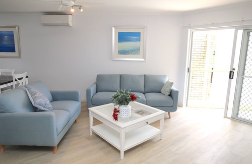 Noosa Heads Apartment | Large 3-Bedroom self-contained apartment, Free Wifi, heated pool