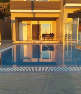 Nerotrivia Villa | Lila's villa maisonette with private pool