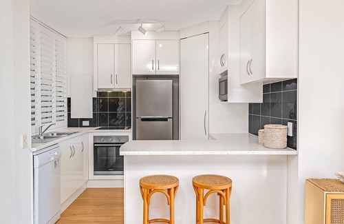 Caloundra Apartment | Linden Terrace Unit 2 Kings Beach QLD