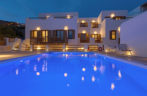 Agios Ioannis Apartment | Lithos by Spyros & Flora