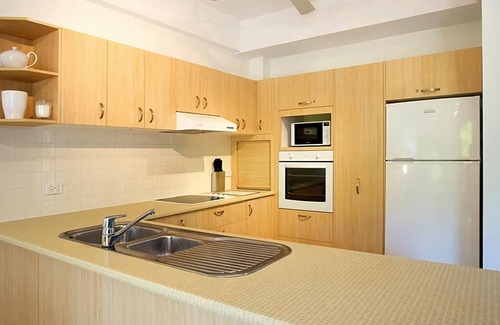 Noosa Heads House | Little Cove Townhouse 5 - In the heart of Little Cove