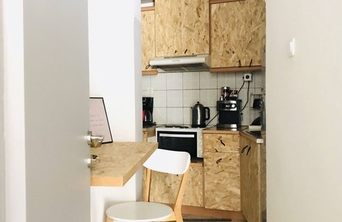 Koukaki Apartment | "Live like a local in the Acropolis" Sunny Studio on Drakou pedestrian, Koukaki