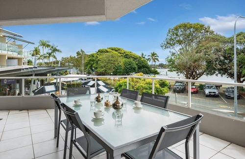Noosaville Apartment | Located in the heart of the Gympie Terrace Noosaville