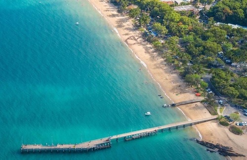 Palm Cove Apartment | Located within Drift Resort - 130sq Large Family Apartment