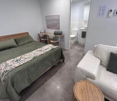 Manly Apartment | Location, location, location - modern studio