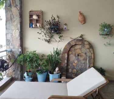 Amarinthos Apartment | Marilyn's house