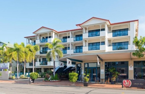 South Townsville Apartment | Marina View Studio - Steps away from CBD