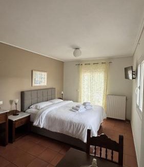 Galaxidi Apartment | Mira Mare Hotel, Galaxidi