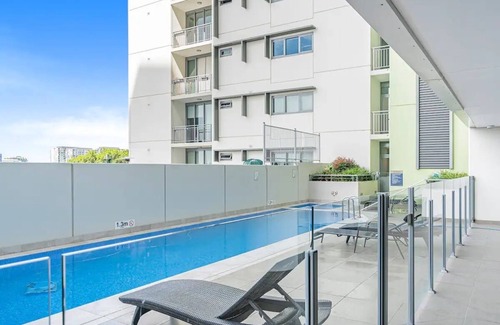 Bowen Hills Apartment | Modern Bowen Hills Apt By Utopia Property Rental - Great Location!