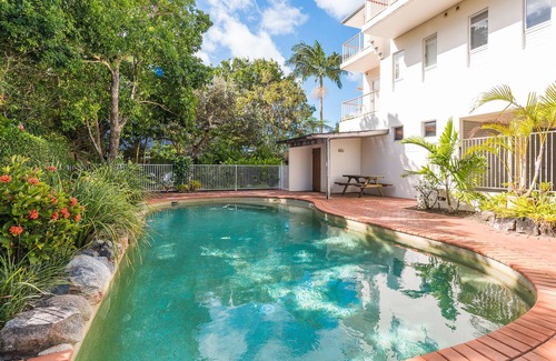 Noosaville Apartment | Moments to the River Noosaville - free use of kayaks & bikes & unlimited wifi
