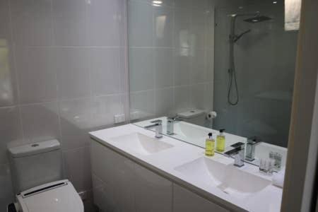 Noosa Heads Apartment | Moondarah No 7 - Noosa Getaways