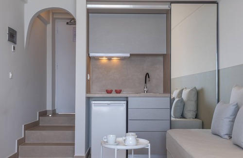 Tolo House | Nelly's Apartments