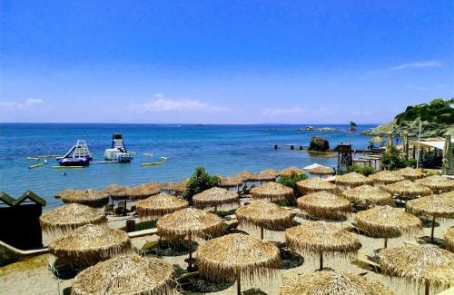 Anavyssos House | New seafront studio