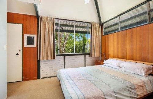 Dicky Beach Apartment | Ngungun St 14 Dicky Beach