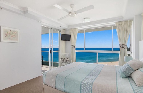Coolangatta Apartment | Ocean Plaza Unit 1469