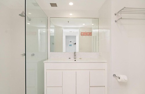 Coolangatta Apartment | Ocean Plaza Unit 1469