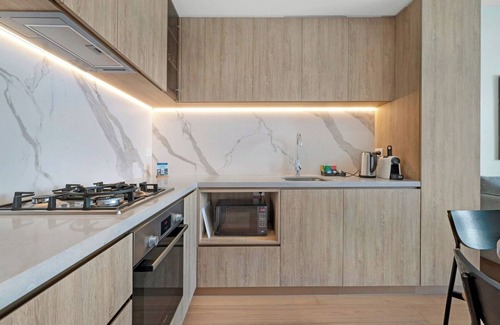 Broadbeach Waters Apartment | OceanandRiver View 2 BDR Apartment next to GC Casino