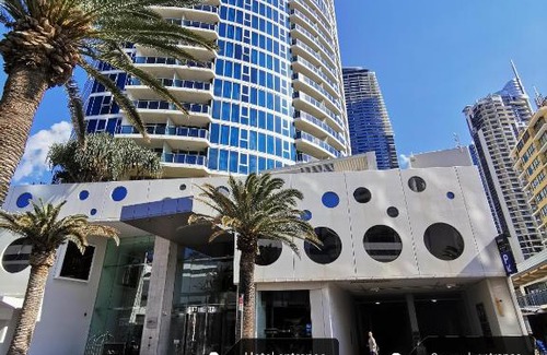 Surfers Paradise Apartment | OceanView Properties with Widest Balcony