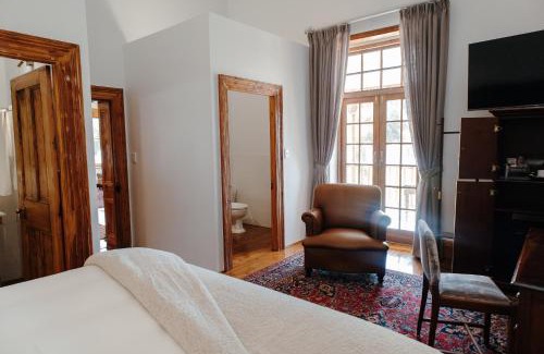 Ladismith Bed & Breakfast | Old Posthouse Guest Accommodation