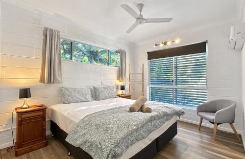 Arcadia House | One Bedroom House in Arcadia with Pool & Wifi