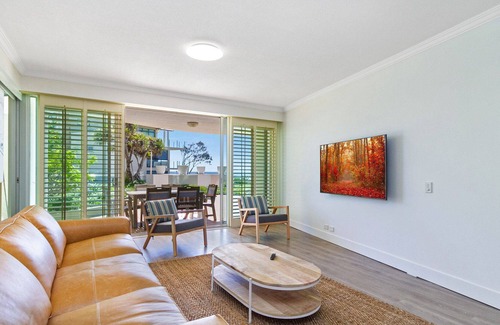 Palm Beach Apartment | Palm Springs 103 - Absolute Beachfront Palm Beach