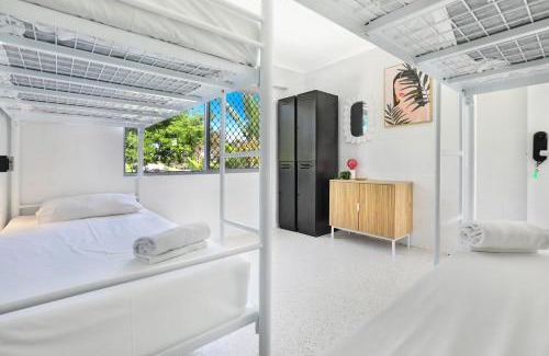 Maroochydore Hostel | Palms on Parker Backpackers