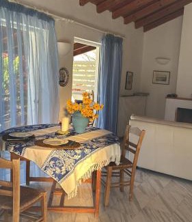 Kanapitsa Villa | Panorama Villa with Pool and Beach Access