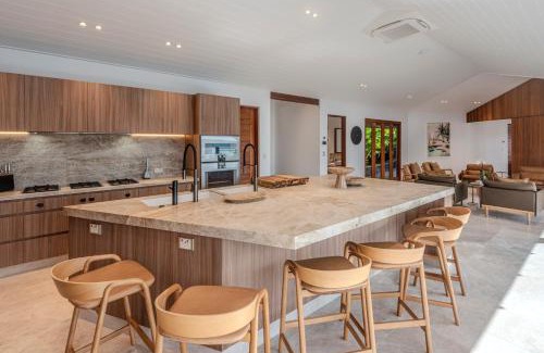 Hamilton Island House | Papillon on Hamilton Island by HIHA
