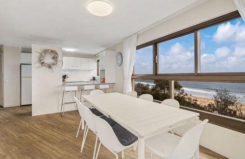 Mooloolaba Apartment | Parkyn Place 6 - Three Bedroom Oceanview Apartment on Mooloolaba Spit