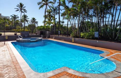 Palm Beach Apartment | Pastel Drift - Beachfront Haven by Dining & Parks