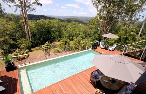 Eumundi Bed & Breakfast | Phoenix Eumundi Bed & Breakfast