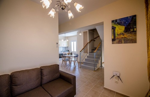 Svoronata Villa | Private Modern pool Villa close to the airport of kefalonia