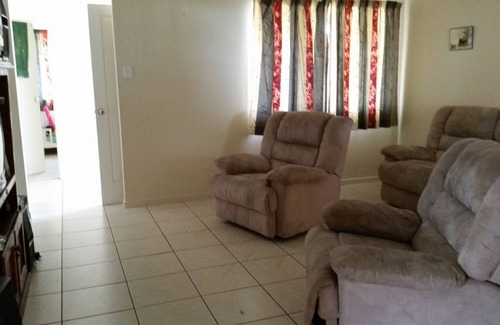 Cairns Resort | Private room ∙ 1 guest