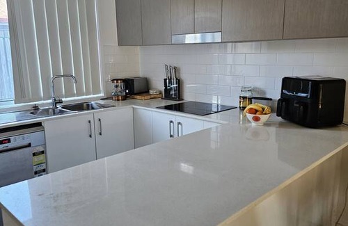 Ormiston Resort | Private room ∙ 1 guest
