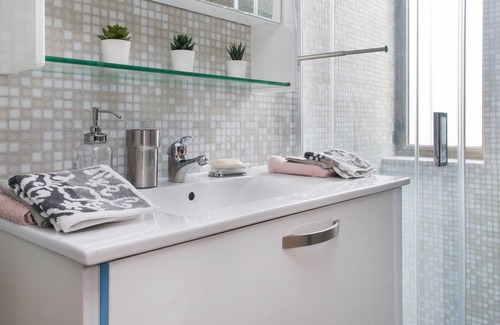 Voula Apartment | Promenade Apartment bright and elegant , located in the heart of Athens Riviera.
