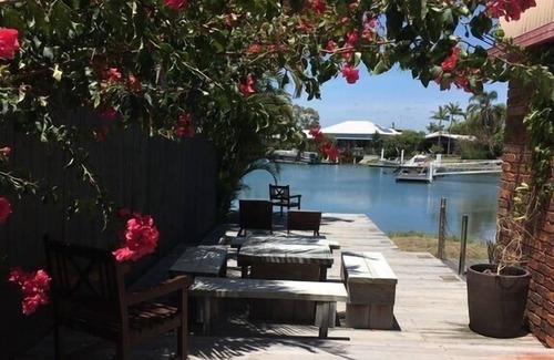 Mooloolaba House | Renovated Beach House in the Heart of Mooloolaba