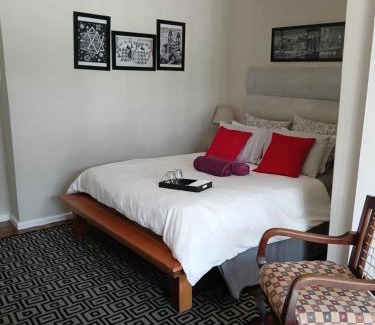 Milnerton House | Rusticana Room1