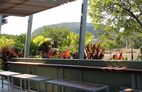 Mount Coolum House | SANDS BEACH HOUSE A - beachside/wifi/dog friendly
